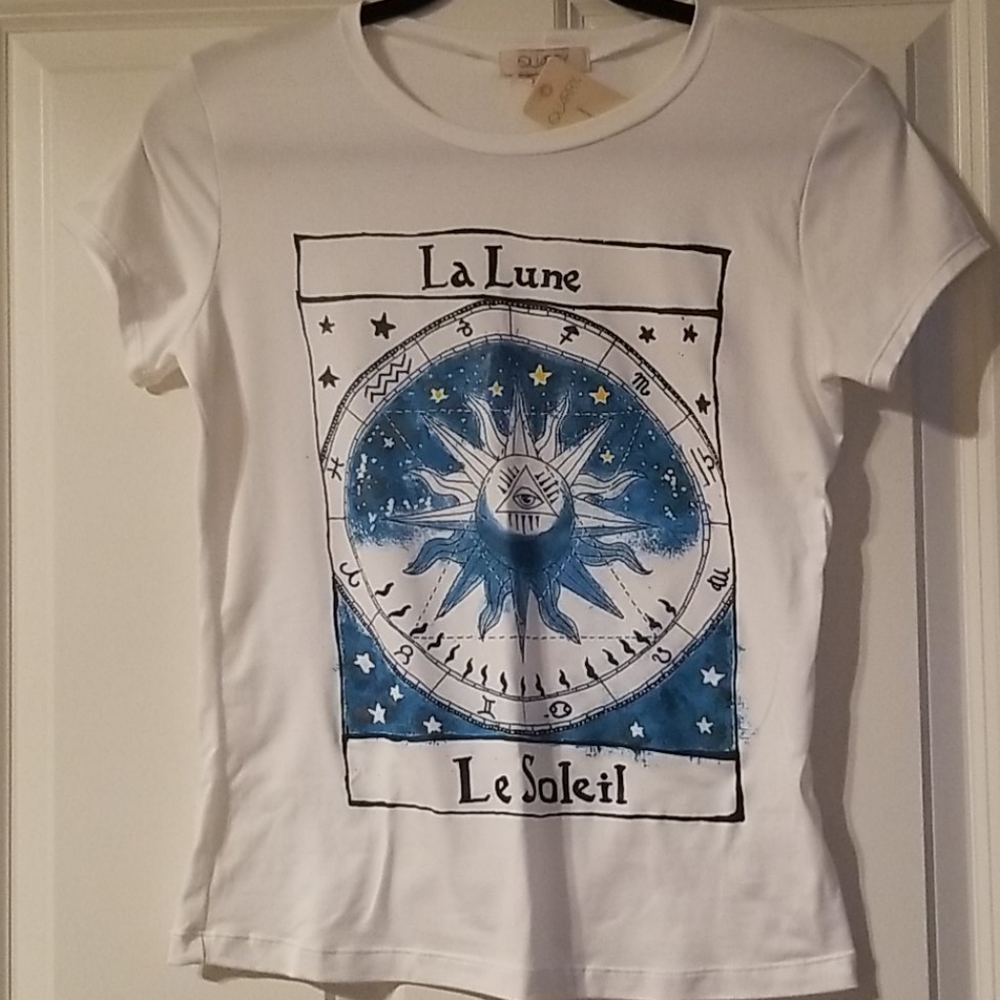 Cute Graphic Tee NWT